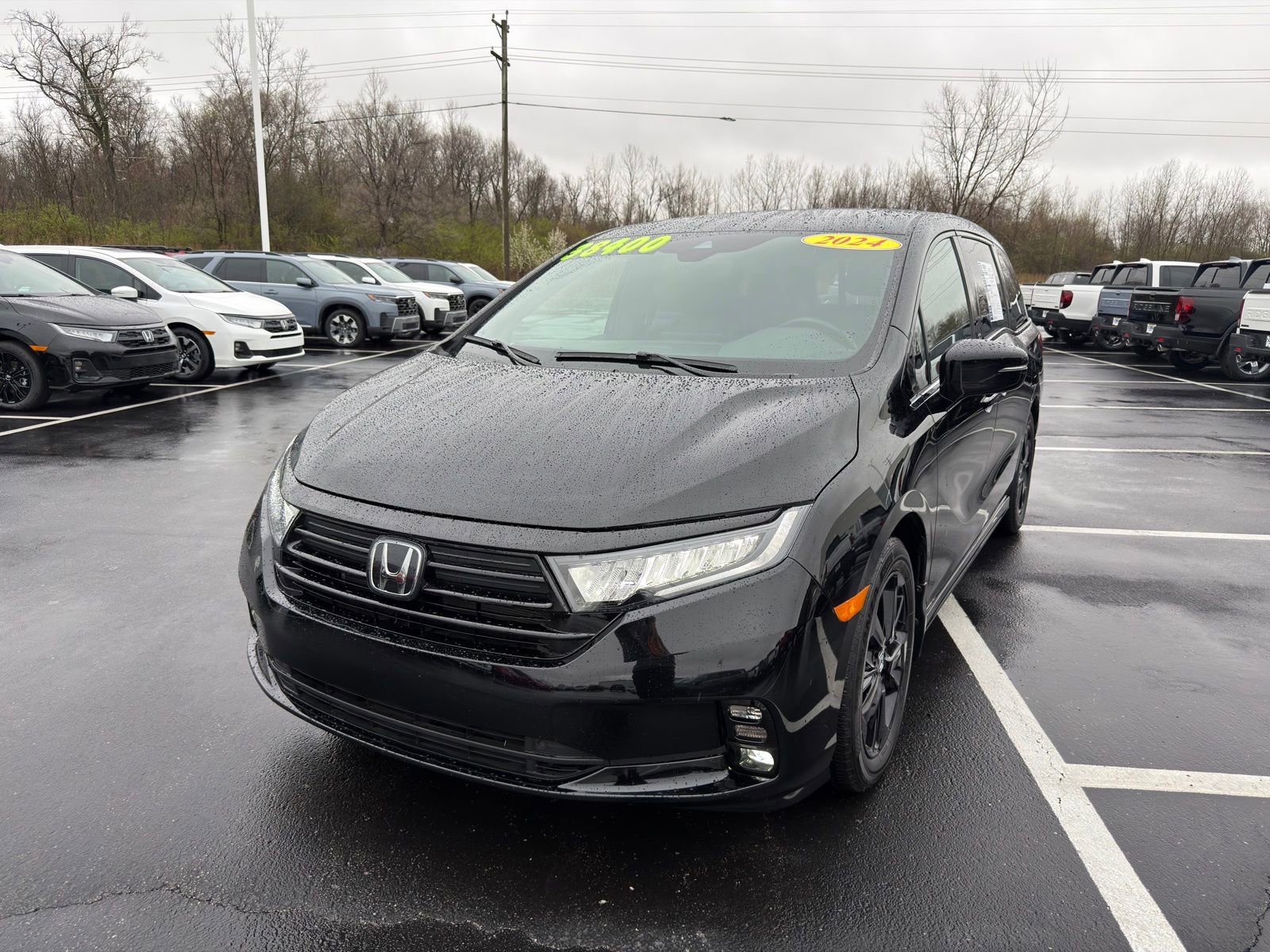 Used 2024 Honda Odyssey Sport image 2