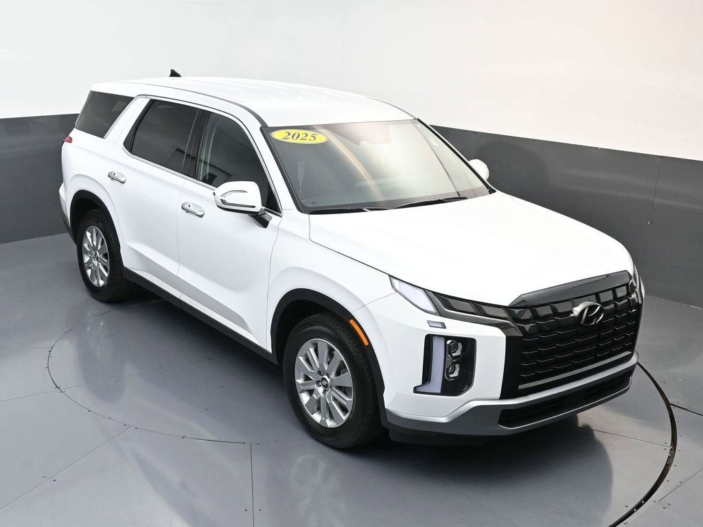 Used 2025 Hyundai Palisade SE