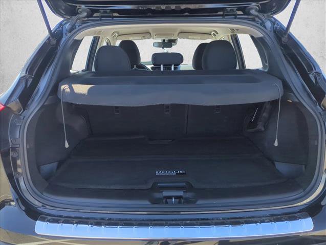 Used 2021 Nissan Rogue Sport SV image 7