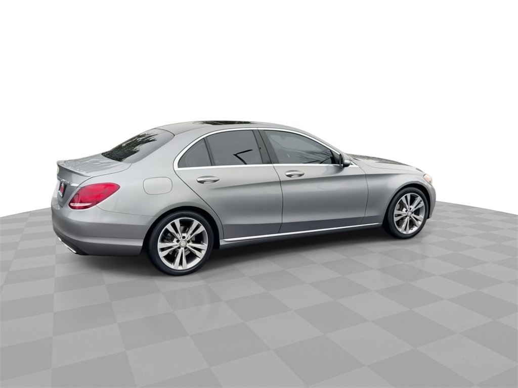 Used 2015 Mercedes-Benz C 300 Sedan image 8