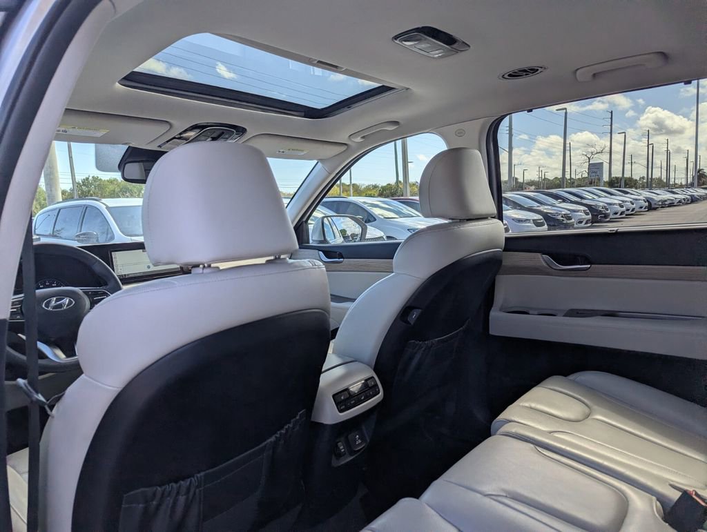 Used 2022 Hyundai Palisade SEL w/ 8P Bench Seat Package image 21