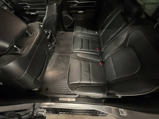 Used 2022 RAM 1500 Laramie AWD/4WD image 18