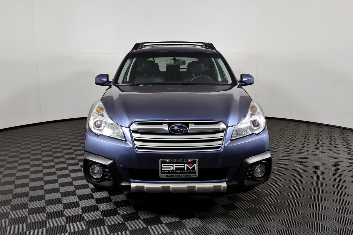 Used 2013 Subaru Outback 2.5i Limited w/ Moonroof Pkg AWD/4WD image 2
