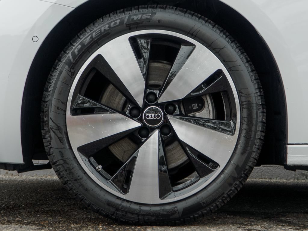 Certified 2025 Audi A5 2.0T Premium w/ 19" Wheel Package AWD/4WD image 13