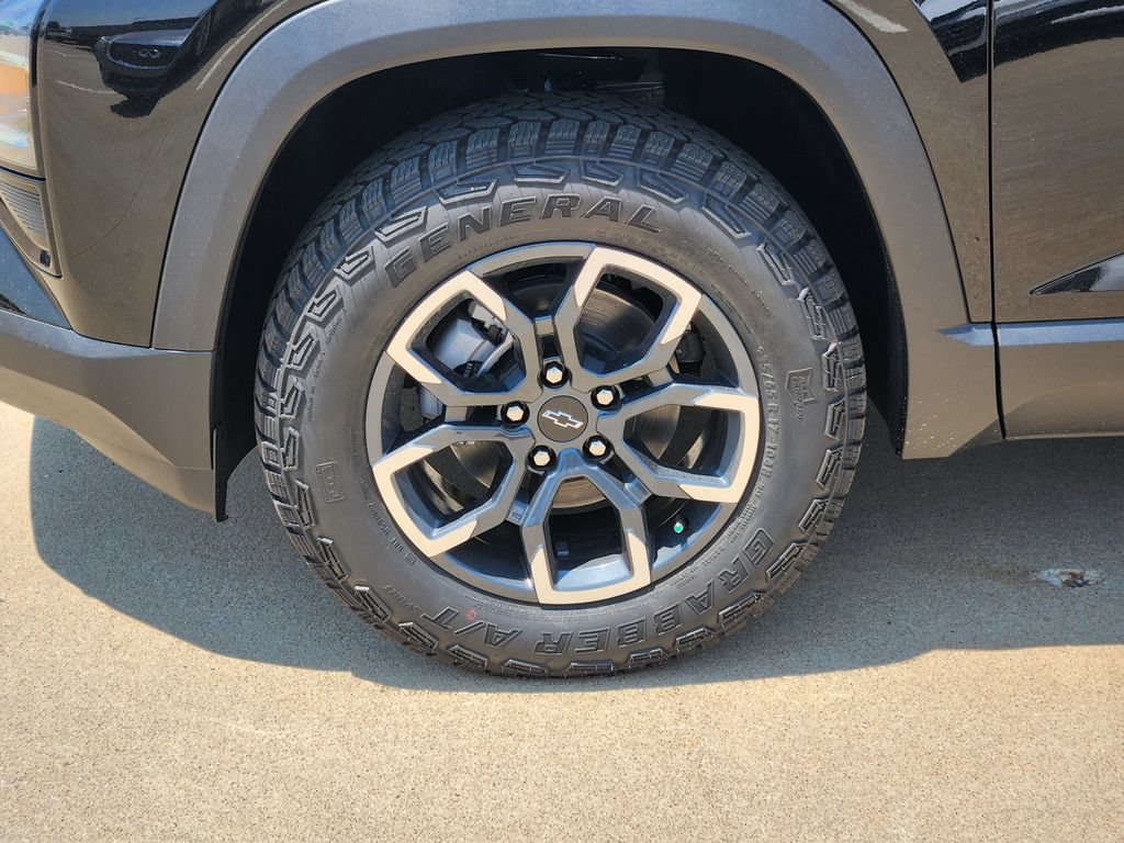 New 2027 Chevrolet Equinox RS w/ Convenience Package III FWD image 8