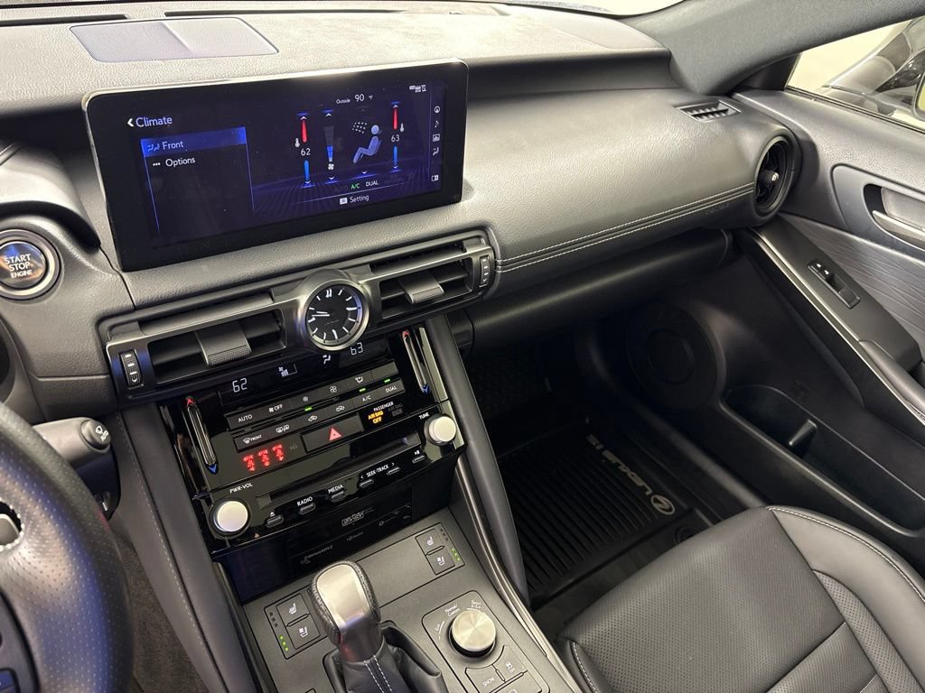 Used 2024 Lexus IS 500 RWD image 37