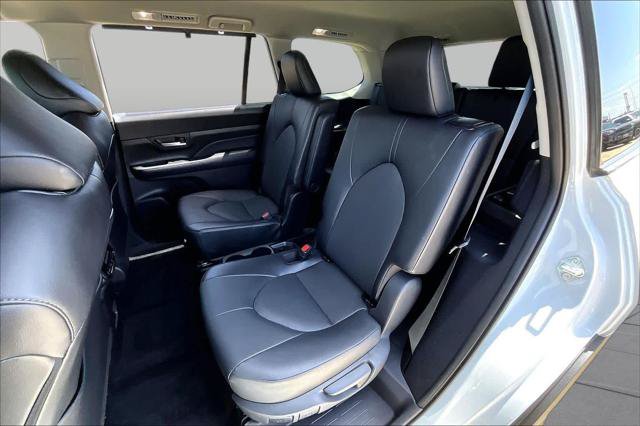 Certified 2024 Toyota Grand Highlander XLE FWD image 20