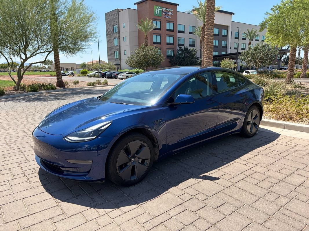 Used 2022 Tesla Model 3 Long Range AWD/4WD image 6