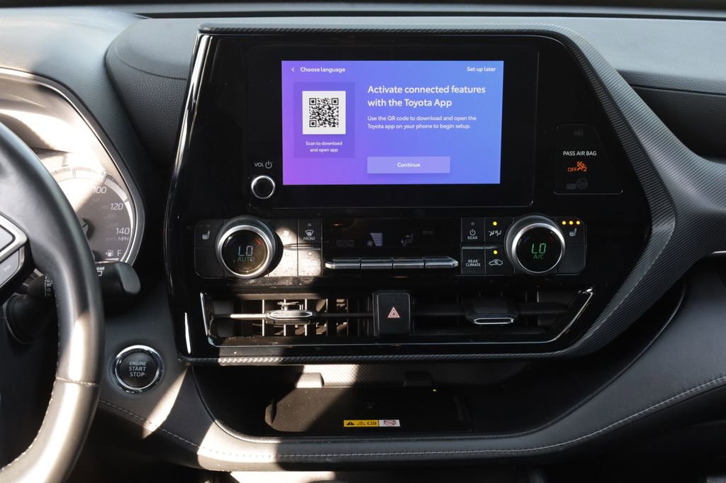 Used 2023 Toyota Highlander XSE image 8