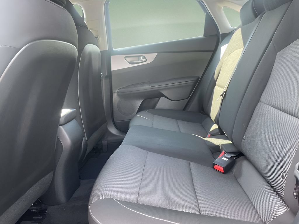 Used 2022 Kia Forte LXS FWD image 14