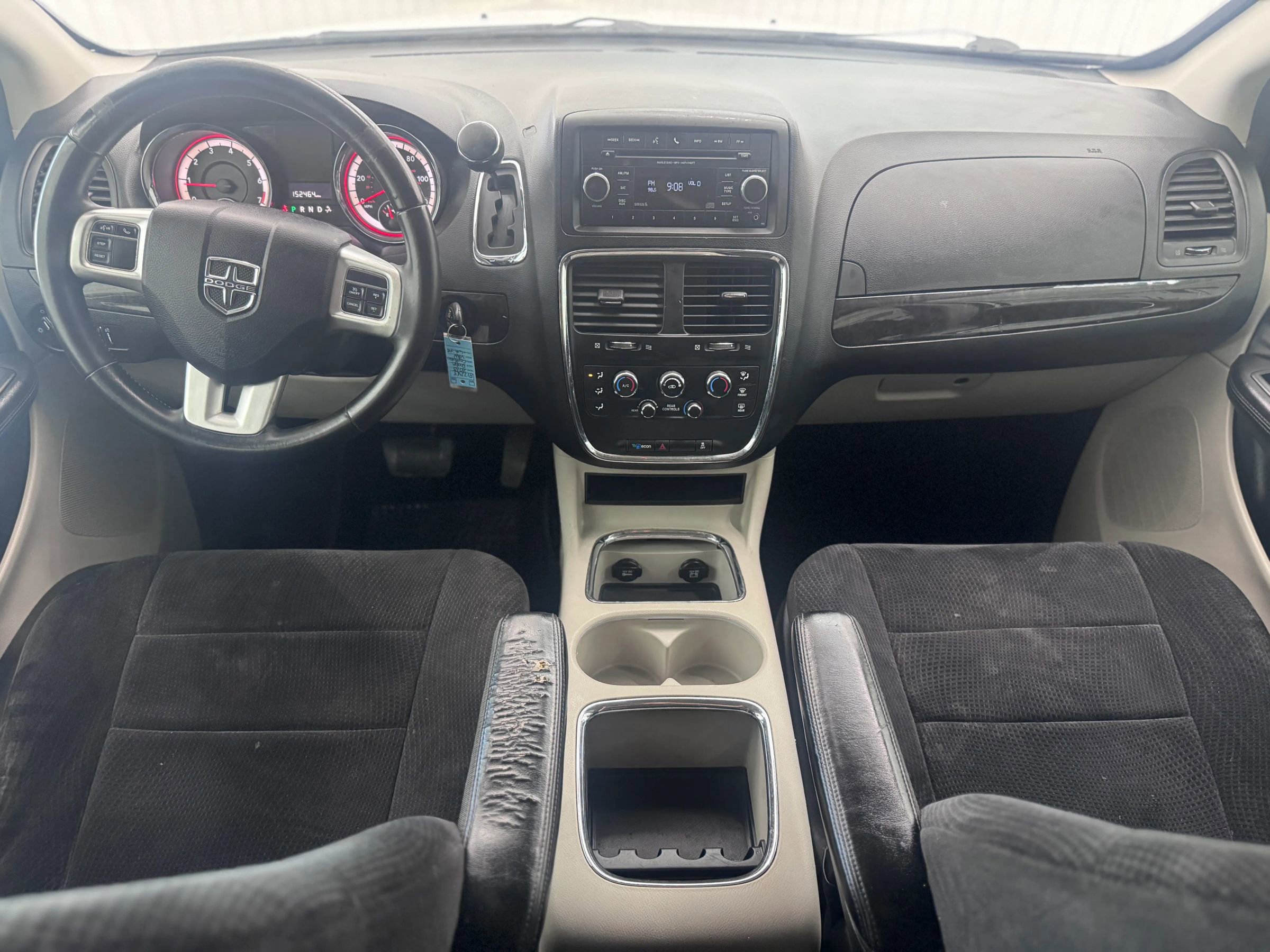 Used 2013 Dodge Grand Caravan SXT w/ UConnect Hands-Free Group image 15