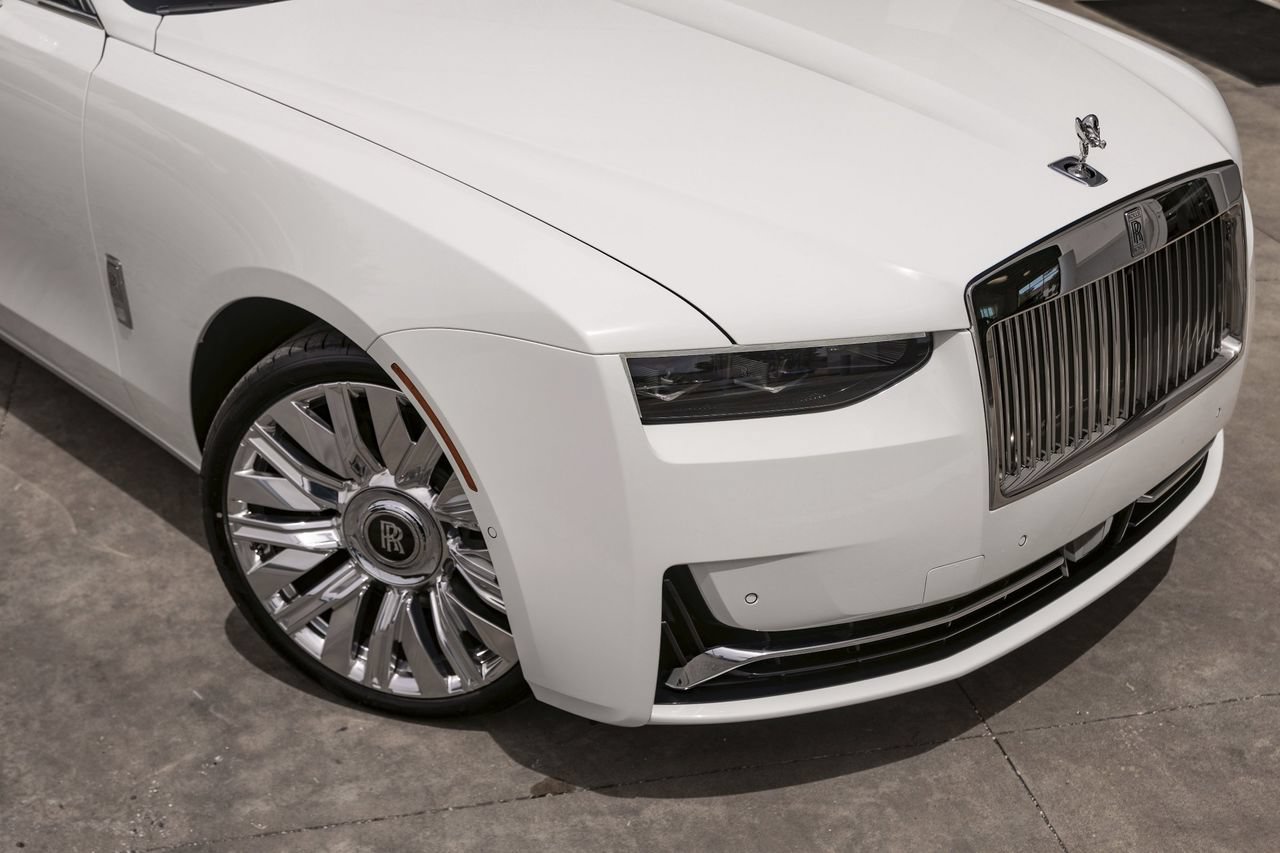 New 2026 Rolls-Royce Ghost AWD/4WD image 7