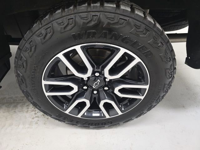 Certified 2021 Chevrolet Silverado 1500 LT Trail Boss w/ Bed Protection Package AWD/4WD image 24