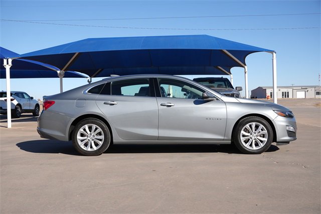 Used 2024 Chevrolet Malibu LT image 3