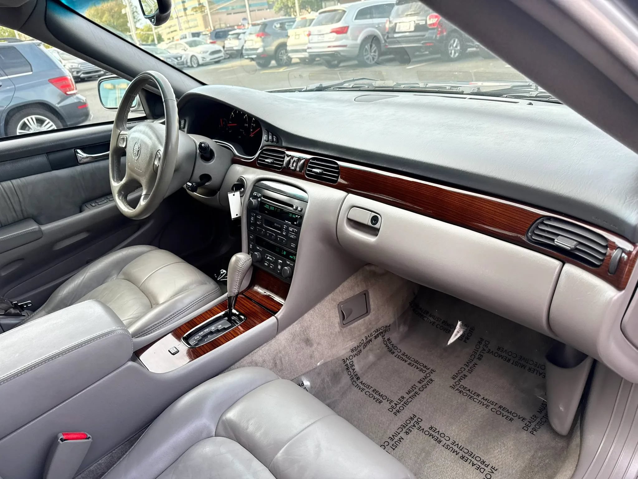Used 1999 Cadillac Seville SLS w/ Convenience Pkg FWD image 34