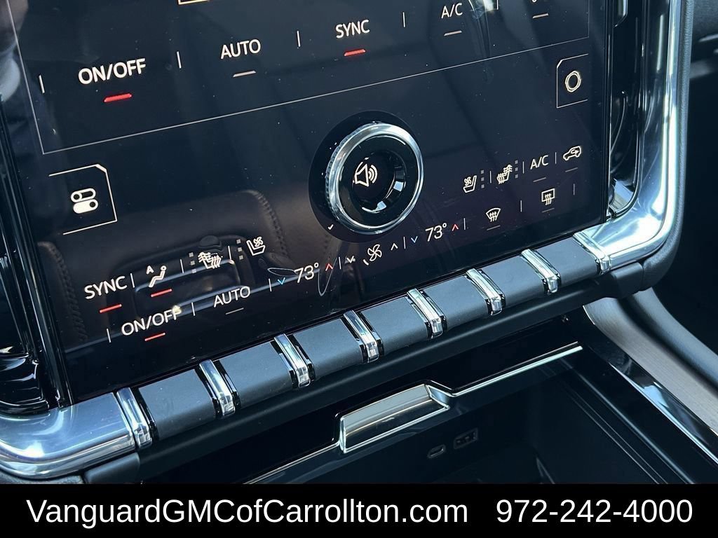 New 2026 GMC Yukon Denali w/ Denali Reserve Package AWD/4WD image 17