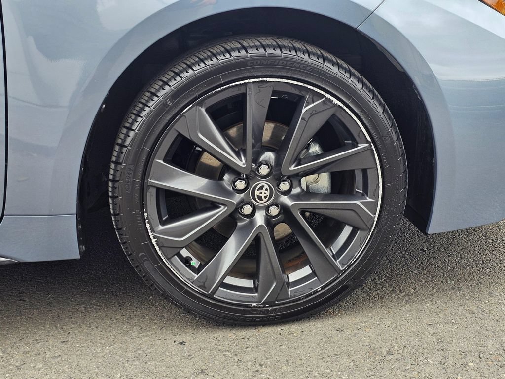 Certified 2025 Toyota Corolla SE w/ SE Premium Package AWD/4WD image 9