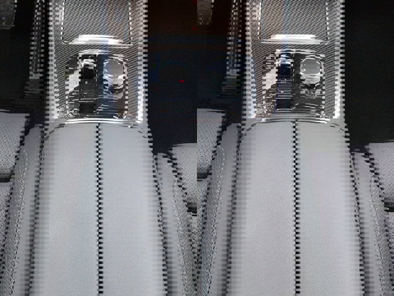 Used 2026 BMW X5 M60i image 19