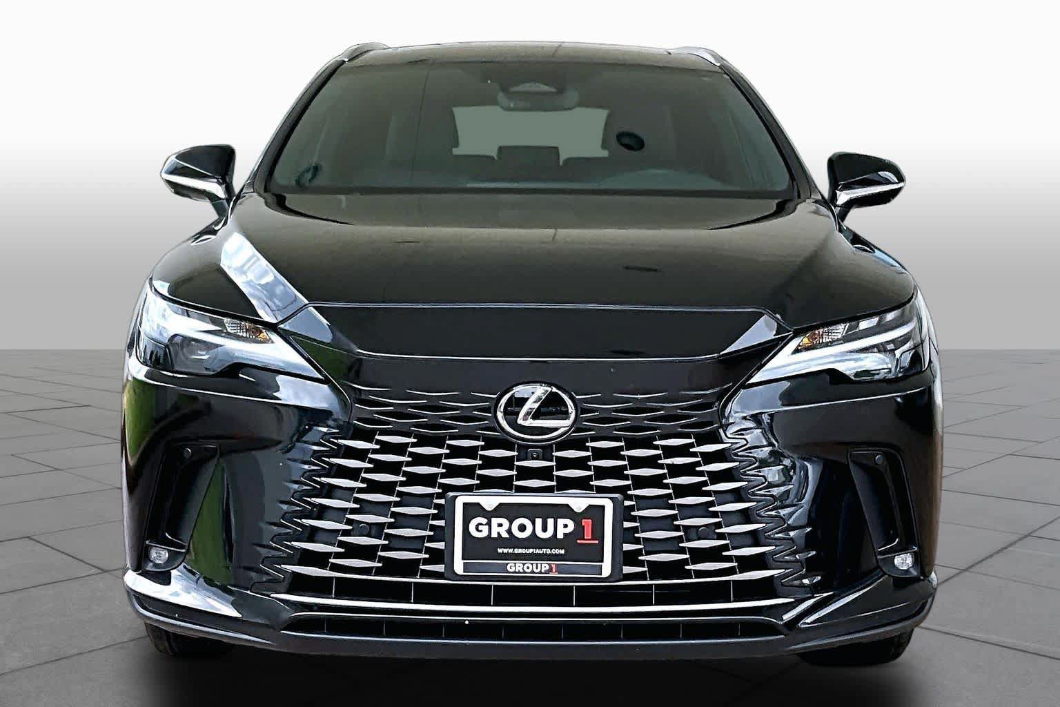 Used 2026 Lexus RX 350 Premium w/ Convenience Package FWD image 4