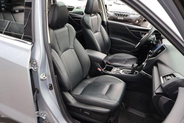 Used 2023 Subaru Forester Touring AWD/4WD image 26