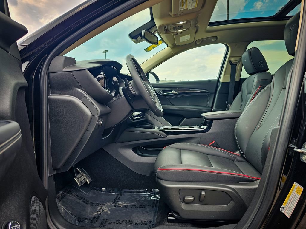 Certified 2023 Buick Envision Essence w/ Sport Touring Package image 13