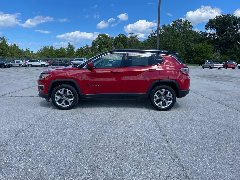 Used 2020 Jeep Compass Limited w/ Rear Convenience Group AWD/4WD image 2