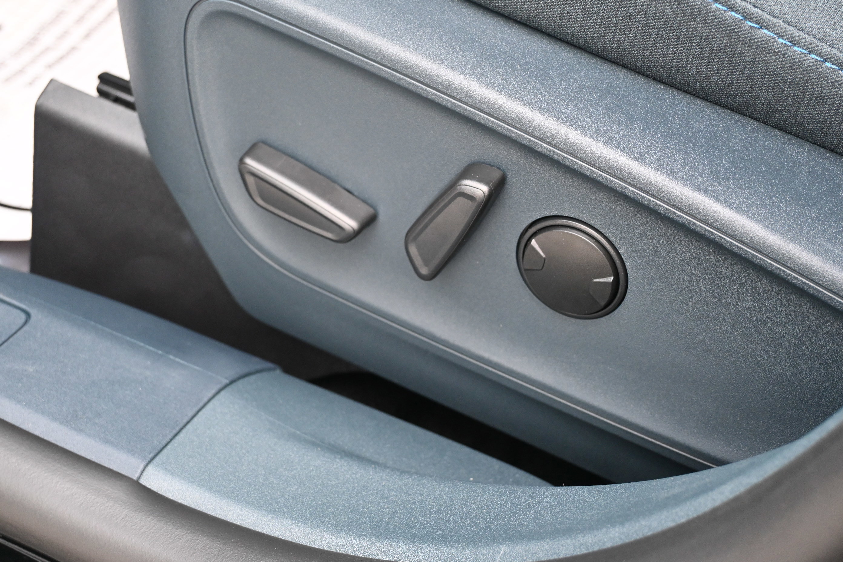 New 2026 Ford Maverick XLT w/ XLT Luxury Package image 32