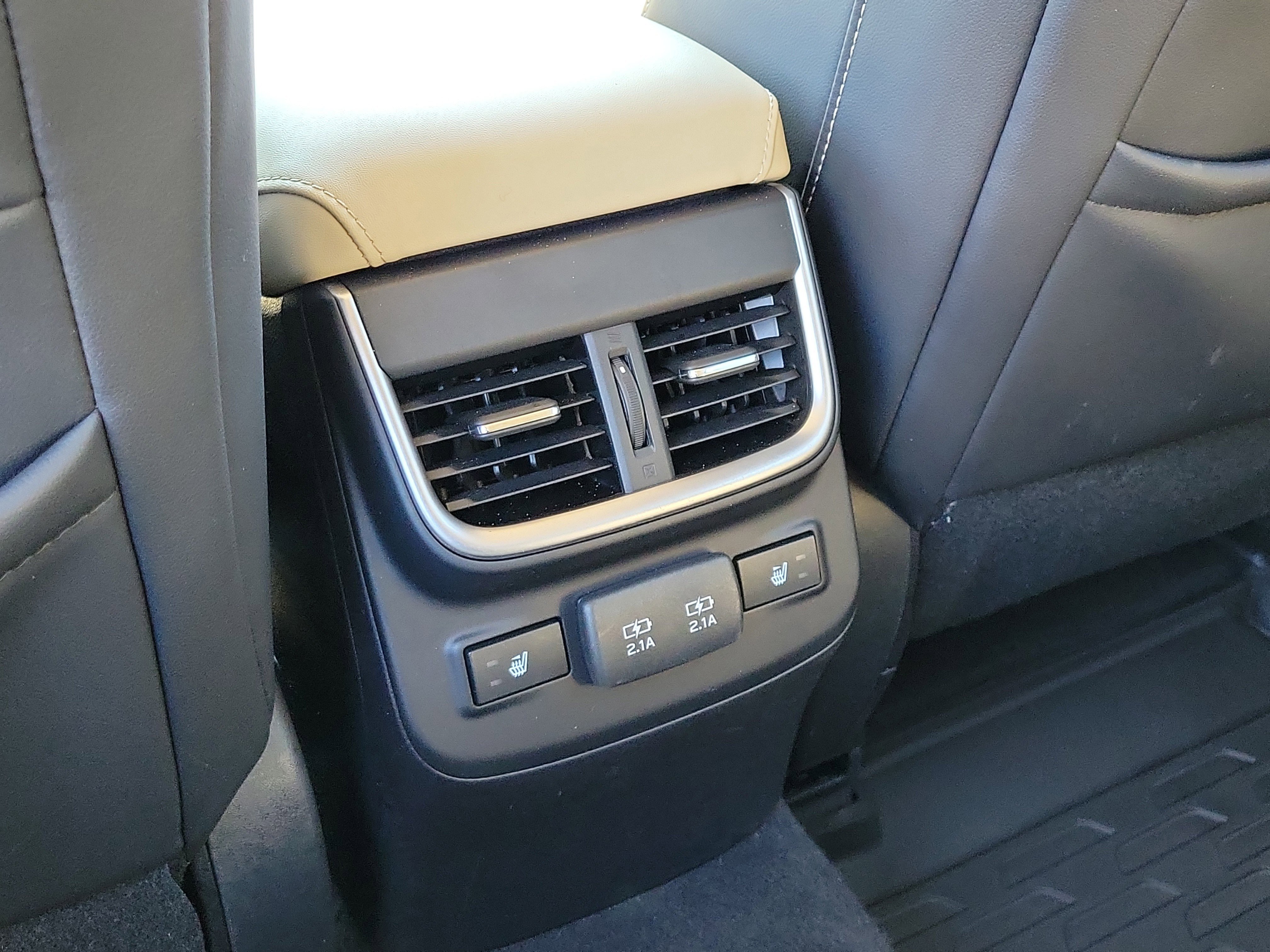 Used 2020 Subaru Outback Limited AWD/4WD image 15