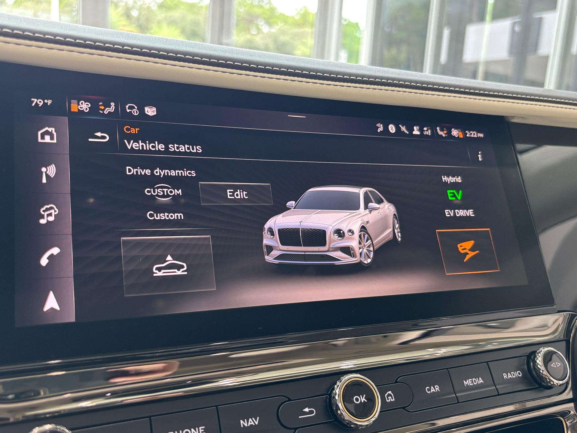 New 2025 Bentley Flying Spur Plug-In Hybrid image 57