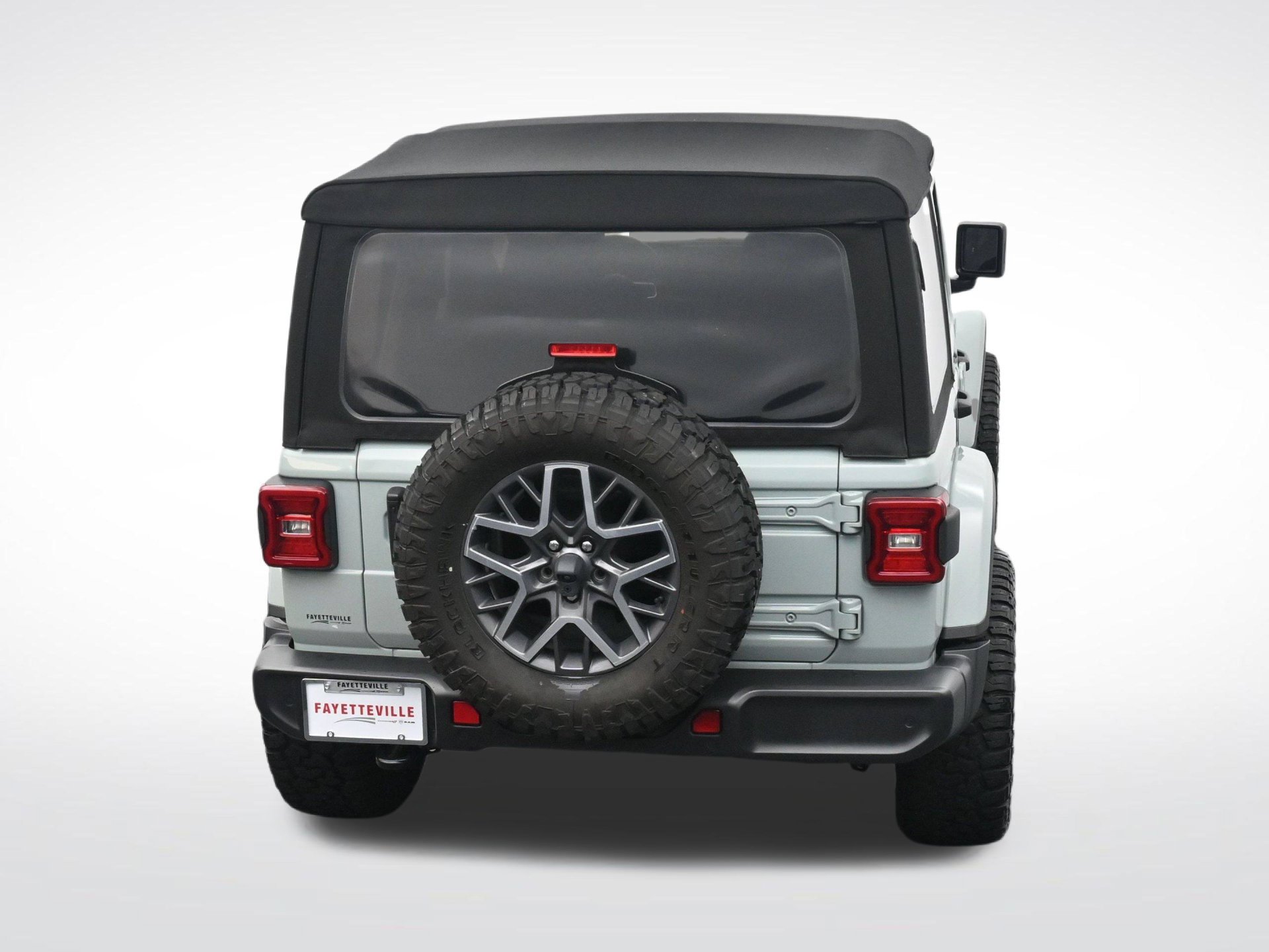Used 2024 Jeep Wrangler Unlimited Sahara w/ Safety Group AWD/4WD image 25