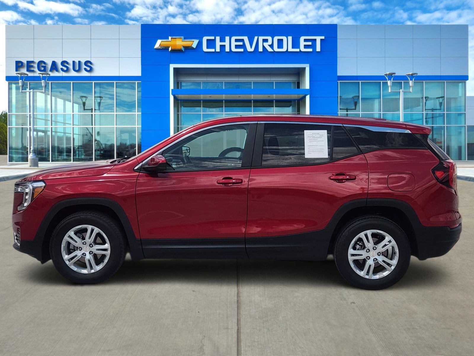 Used 2024 GMC Terrain SLE AWD/4WD image 3