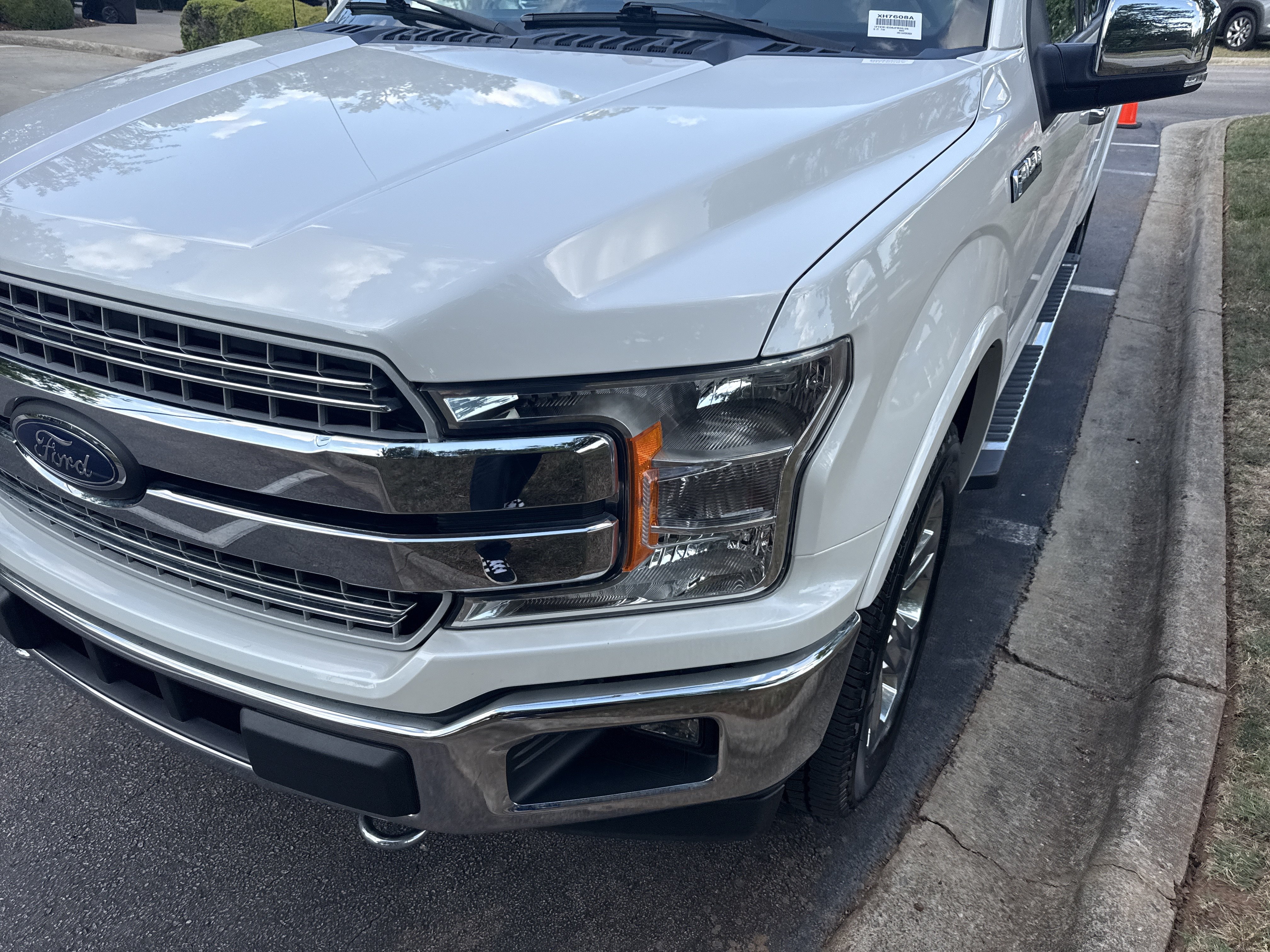Used 2018 Ford F150 Lariat AWD/4WD image 6