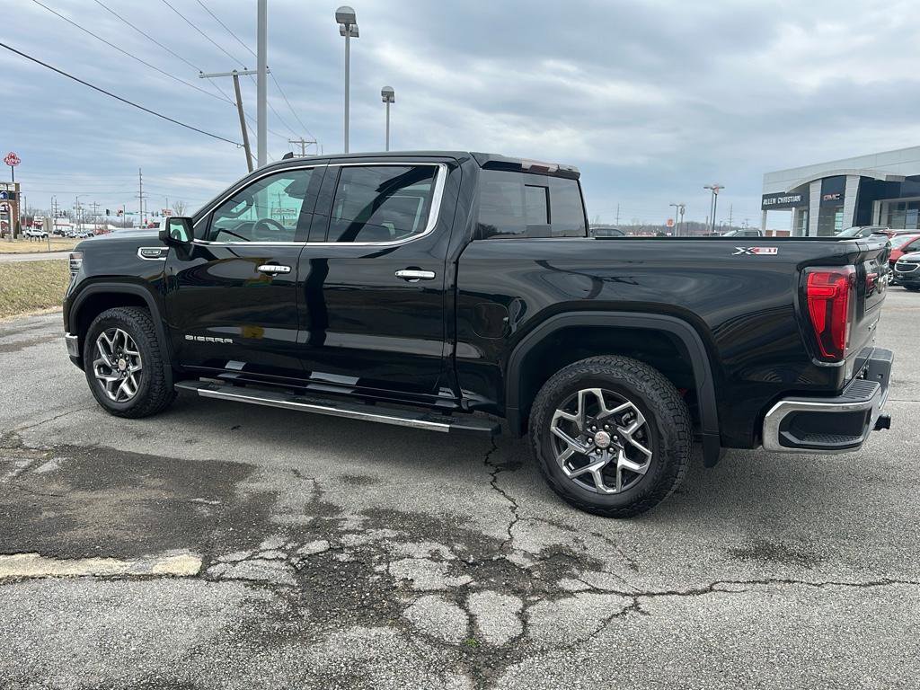 Used 2025 GMC Sierra 1500 SLT w/ SLT Premium Plus Package image 1