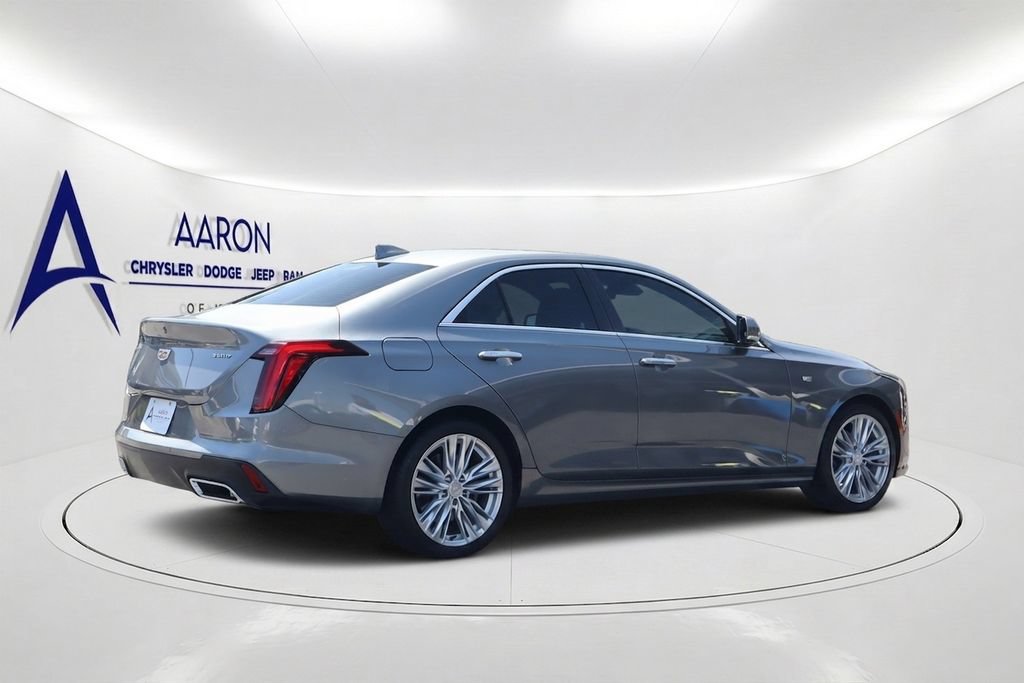 Used 2020 Cadillac CT4 Premium Luxury RWD image 4