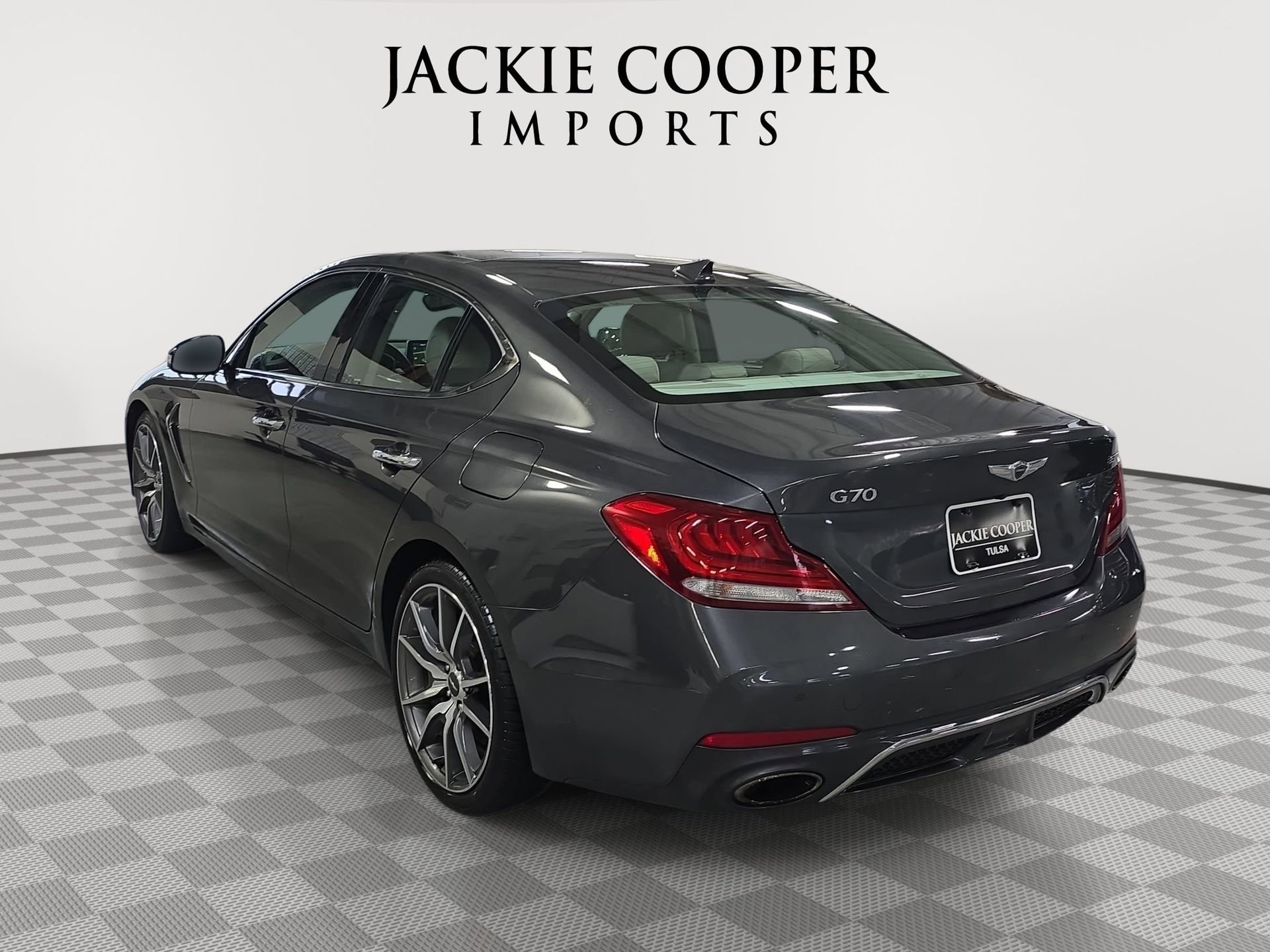 Used 2019 Genesis G70 3.3T Advanced w/ Elite Package RWD image 7