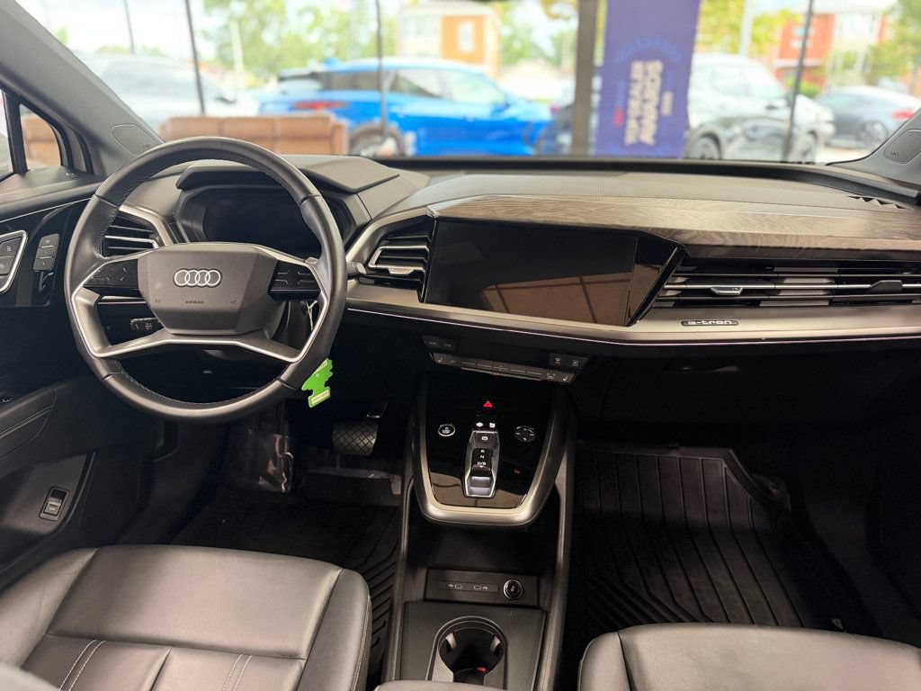 Used 2023 Audi Q4 e-tron Premium Plus w/ Premium Plus RWD image 35