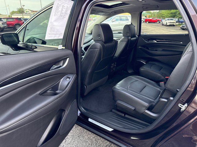 Used 2020 Buick Enclave Avenir w/ Avenir Technology Package AWD/4WD image 27