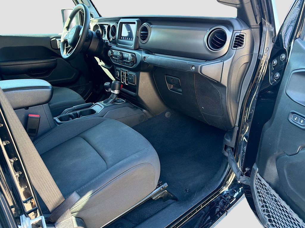 Used 2023 Jeep Gladiator Sport image 13