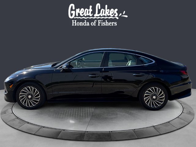 Used 2023 Hyundai Sonata Limited w/ Cargo Package FWD image 2