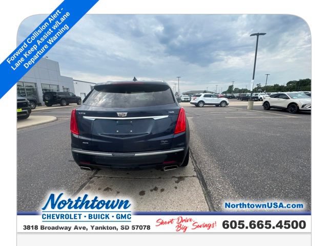 Used 2018 Cadillac XT5 Luxury w/ Driver Awareness Package AWD/4WD image 11