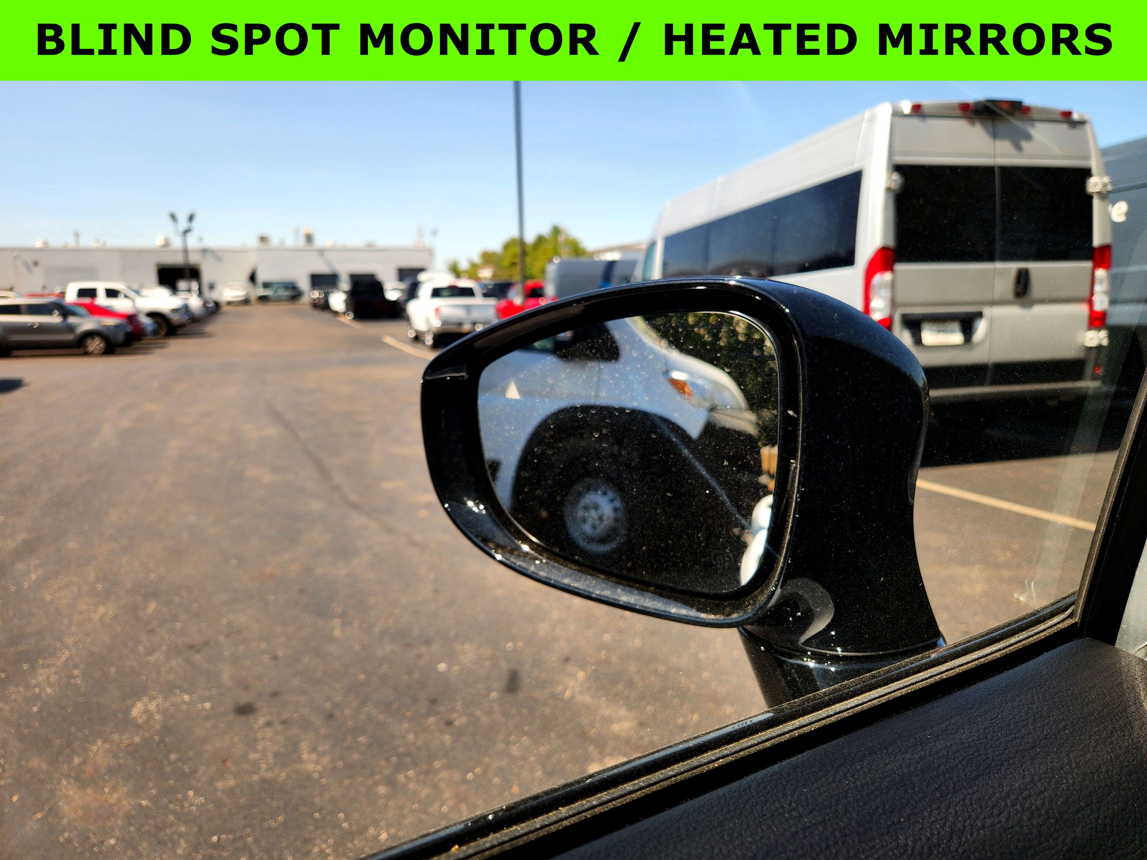 New 2026 Chrysler Pacifica Limited w/ Uconnect Theater Family Group image 12