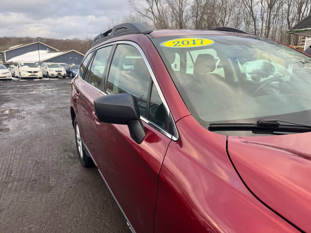 Used 2017 Subaru Outback 2.5i AWD/4WD image 13