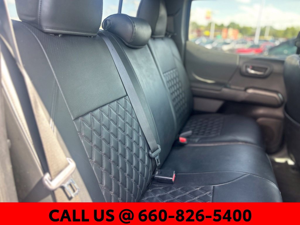 Used 2021 Toyota Tacoma TRD Sport w/ Technology Package AWD/4WD image 7