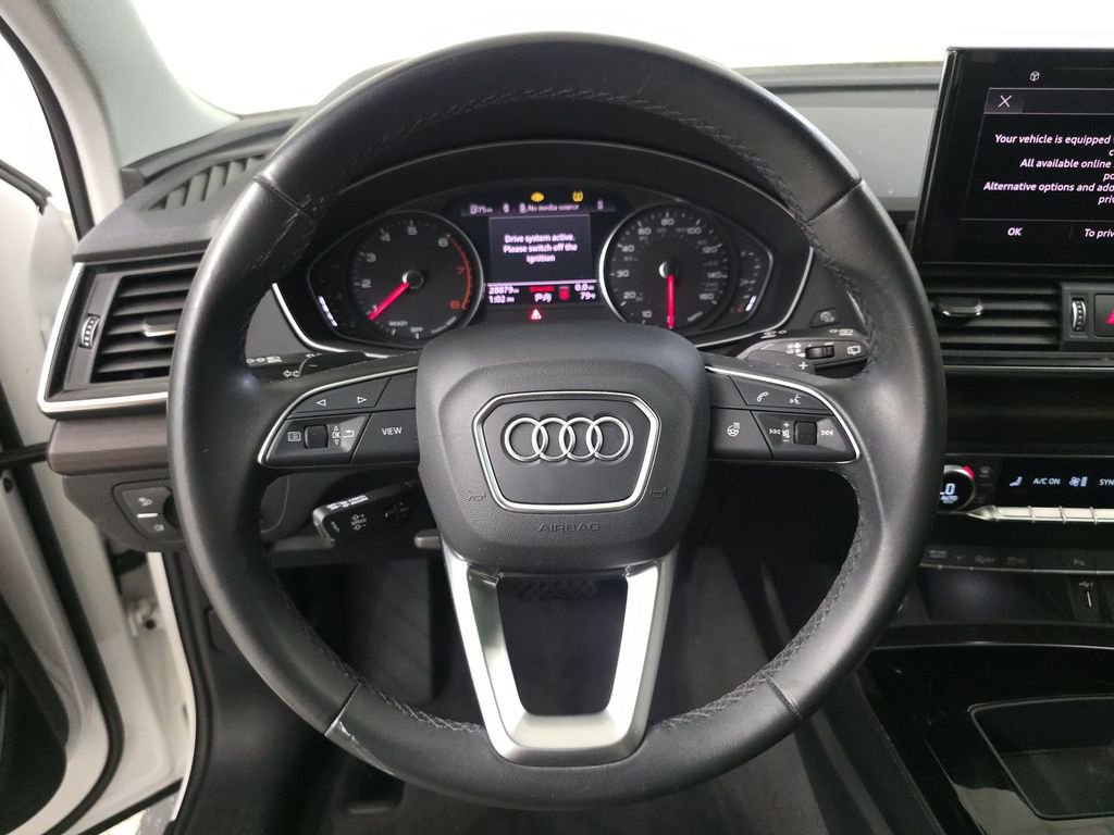 Used 2023 Audi Q5 2.0T Premium w/ Convenience Package image 6