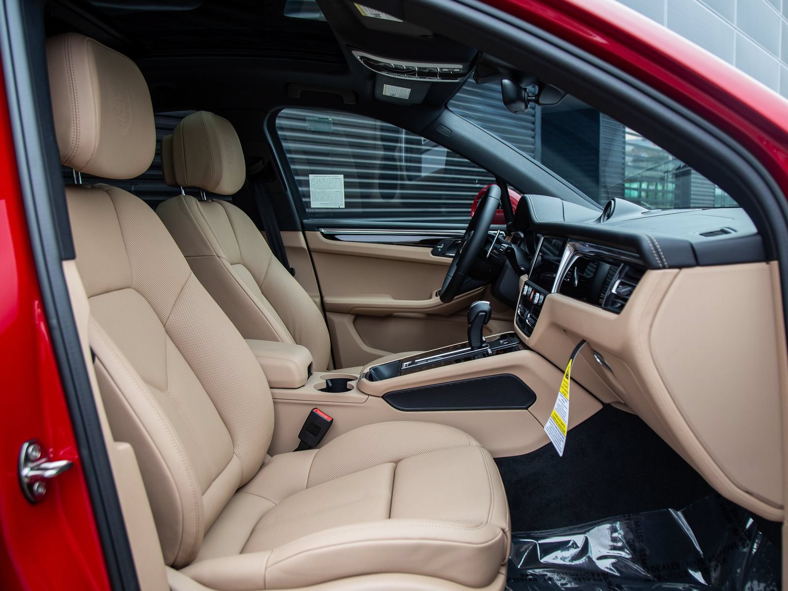 New 2026 Porsche Macan AWD/4WD image 26