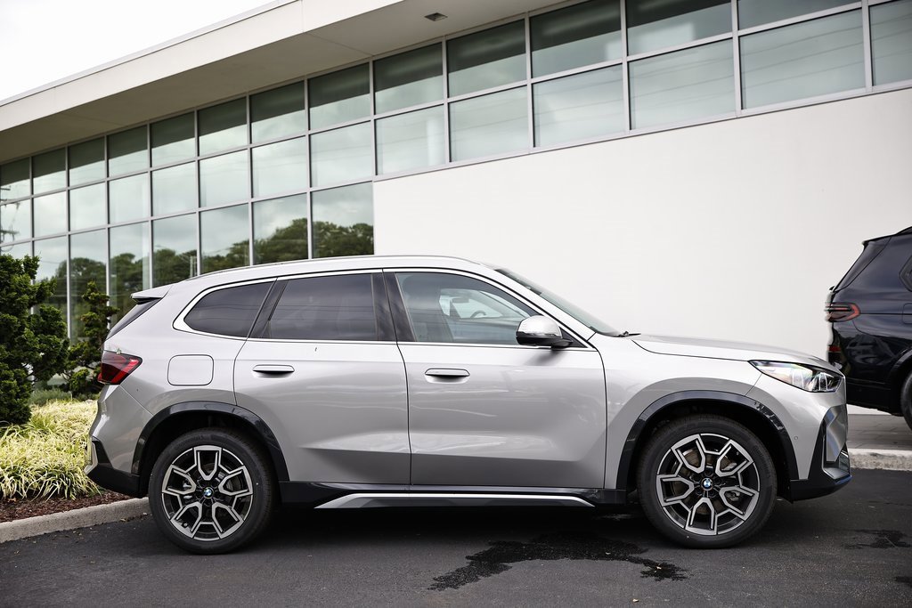 New 2026 BMW X1 xDrive28i w/ Convenience Package image 3