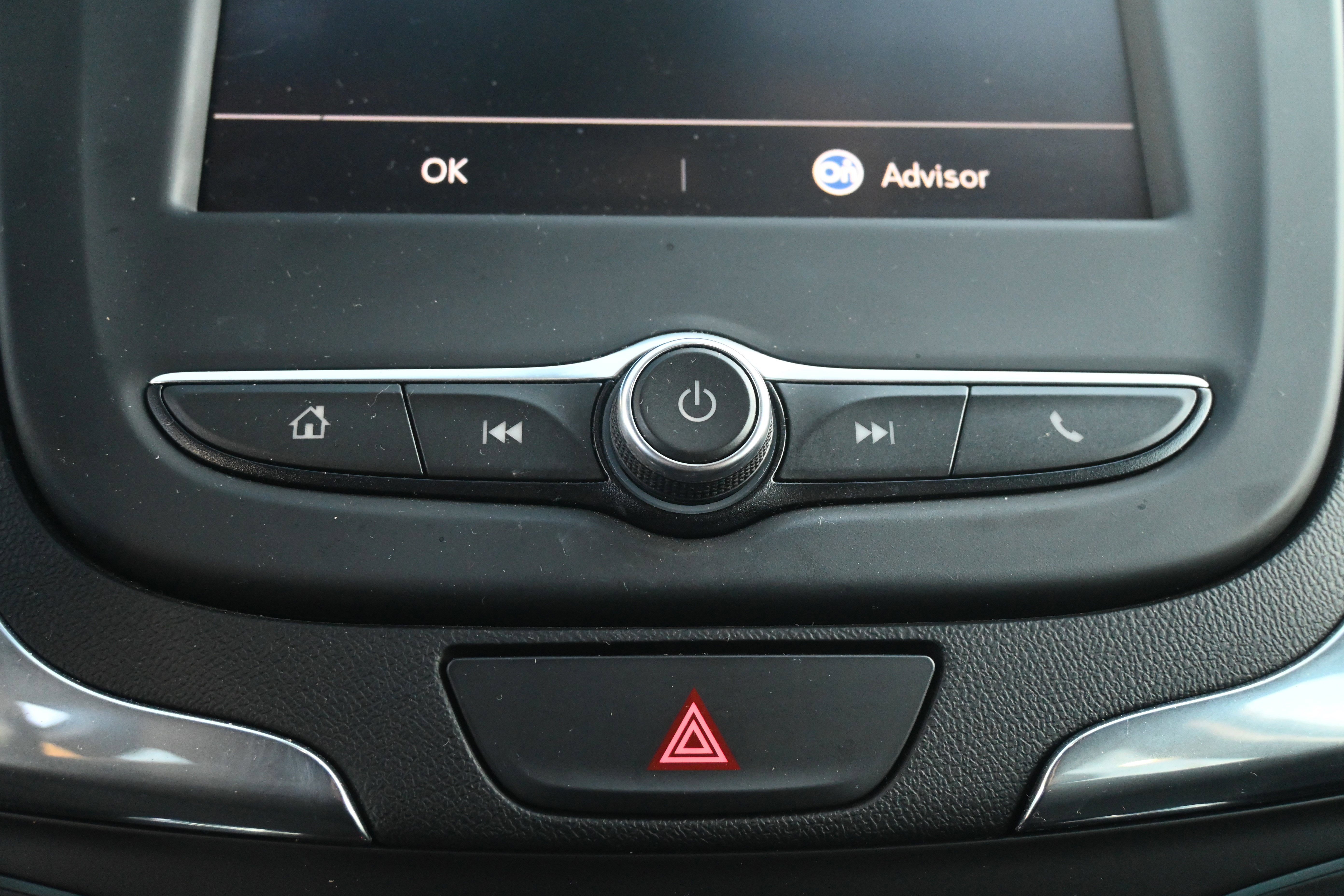 Used 2020 Chevrolet Equinox LT image 28