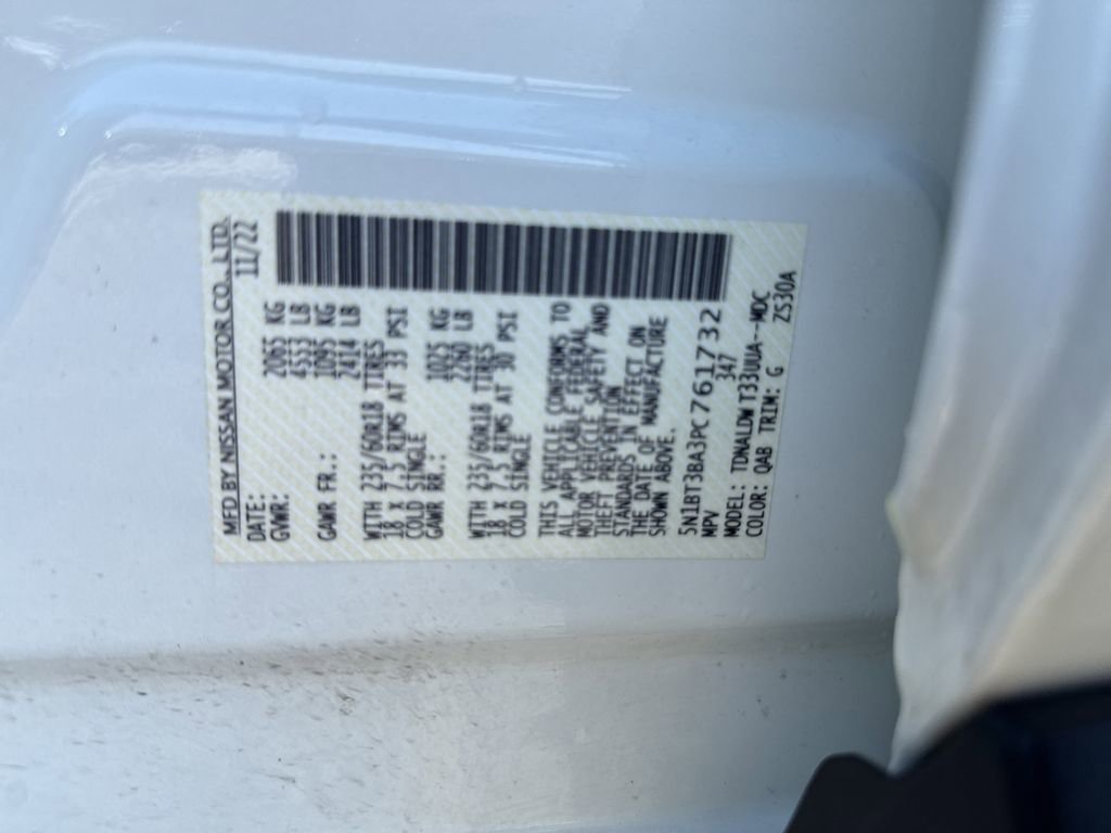 Used 2023 Nissan Rogue SV image 24