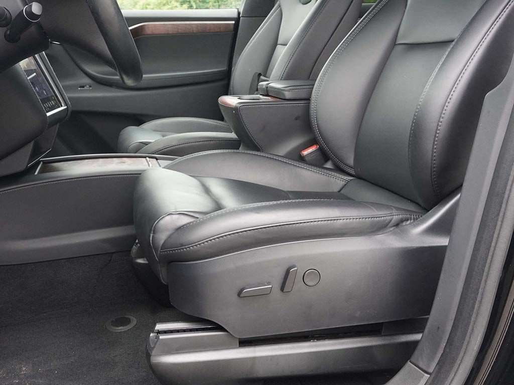 Used 2021 Tesla Model X Long Range AWD/4WD image 26
