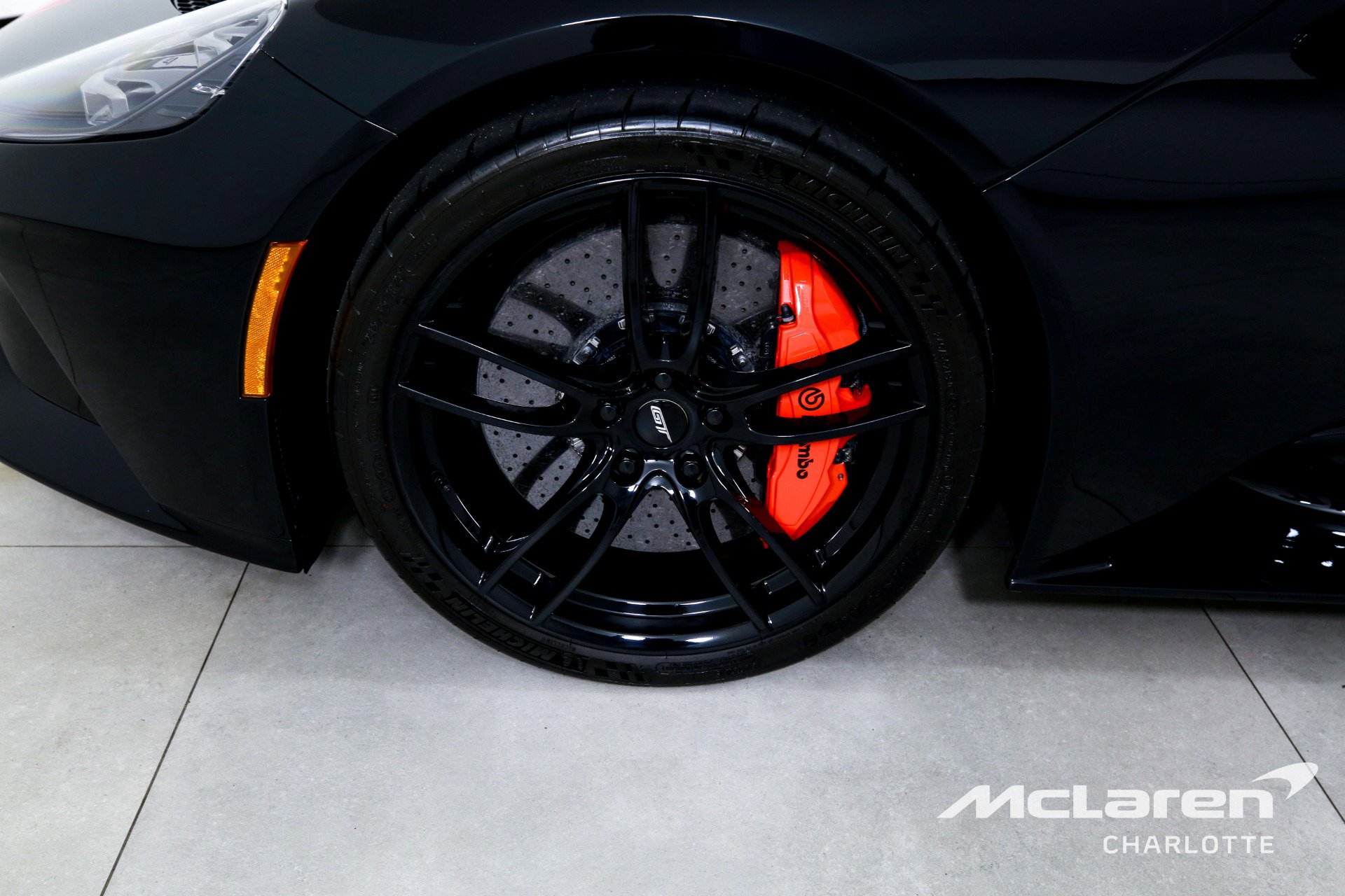 Used 2019 Ford GT RWD image 27